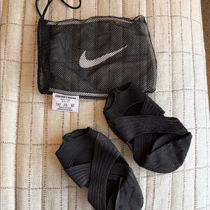 Nike Yoga Slip-Ons size 8 with bag